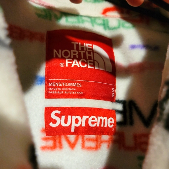Supreme X The North Face Logo fleece jacket! Unisex (S) - Picture 4 of 7